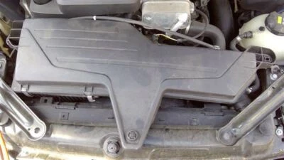 Limpiador de aire 2,0 L sin suspensión deportiva para BMW 320i 204694 12-18 Foto 1 de 4