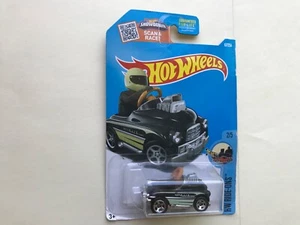 Hot Wheels HW Ride-Ons 2/5 Pedal Driver 67/250 Black - Picture 1 of 2