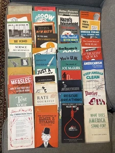 Lote de 44 folletos de información para empleados diferentes de General Motors 1959-1966 - Imagen 1 de 12