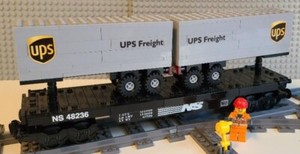 Custom Train UPS w/Trailer Flat Car -PLEASE READ DESCRIPTION-