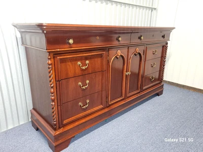 LEXINGTON VESTIGES MUEBLES CAOBA TRIPLE TOCADOR Foto 1 de 4