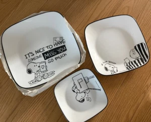 CORELLE x Peanuts Snoopy & Charlie Edition Square Plate 3P Set / Express - Picture 1 of 2
