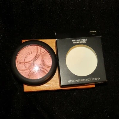 MAC Hullaballoo Shimmery Highlighter Balloonacy Collection SUPER RARE DISC - Image 1 of 3