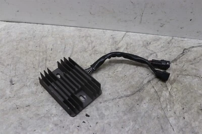 Retificador regulador de tensão Suzuki Gsxr600 2006-2007 - Imagem 1 de 3