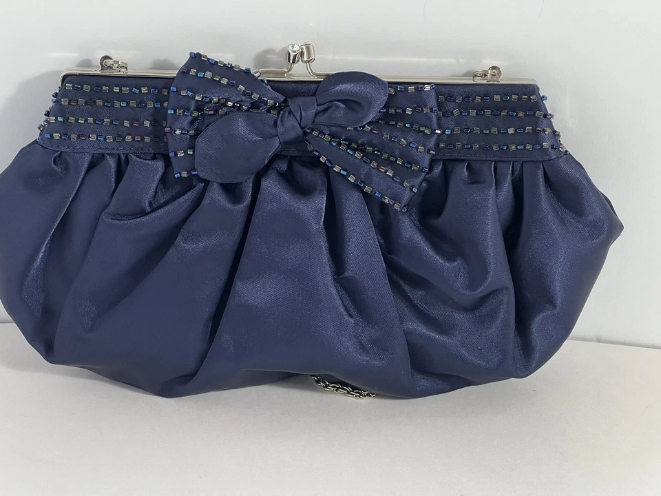 Vintage. La Sera By Franchi Beautiful Beaded Blue Hand Purse - Image 1 of 4