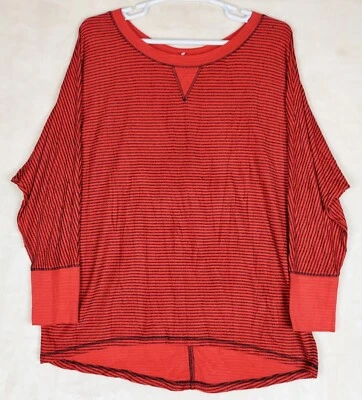 Top activo para mujer Plus 22/24 rayas ligero elástico tejido suave al aire libre Foto 1 de 4