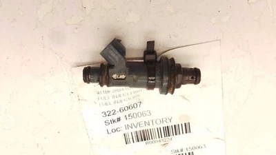 98-04 TOYOTA AVALON XLS 6CYL FUEL INJECTOR  - Image 1 of 4