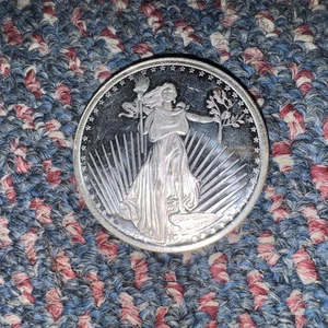 St Gaudens Design Silvertowne Mint Bullion-999 Silver 1 Oz Ounce Art Round Coin - Picture 1 of 4