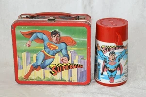 Fiambrera de colección Superman 1978 de metal en relieve DC Comics con termo Aladdin - Imagen 1 de 10
