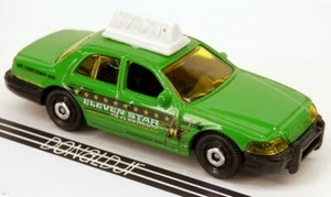 Ford Crown Victoria Vic 2006 ""Eleven Star"" cabina taxi verde escala 1:71 - Imagen 1 de 2