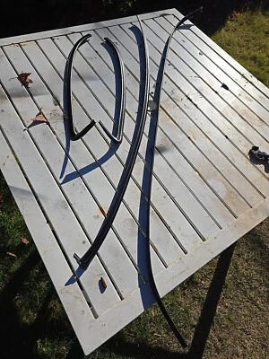 Pontiac Firebird 1979 transmisión automática ventana trasera moldura negro Bandit 75-81 fabricante original Foto 1 de 4