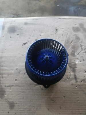 2012 Kia Rio MK3 Interior Heater Fan Blower Motor - Image 1 of 3