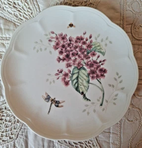 Plato de almuerzo Lenox mariposa prado naranja azufre festoneado repuesto - Imagen 1 de 3