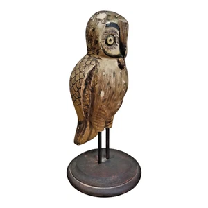 Antigua estatua/figura antigua vintage de pájaro búho pintado a mano con soporte - Imagen 1 de 12