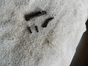 WW2 japanese type 38 arisaka cavalry carbine complete bolt release stop w screws - Picture 1 of 2