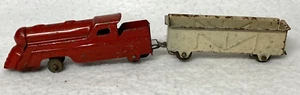 VINTAGE PRESSED STEEL TOY TRAIN SET,ENGINE,CAR,MARX?LUMAR?TIN,ANTIQUE,FLOOR,GIFT - Picture 1 of 5