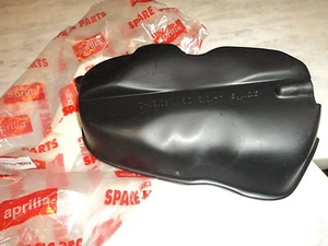 Coperchio carter filtro per Aprilia Scarabeo originale AP8231176 - Foto 1 di 1