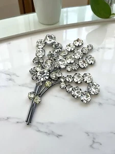 1950s to 1960s Rhinestone Floral Spray Brooch. D126 - Picture 1 of 9