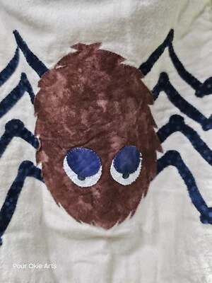 Manta Minky Patchwork con Bordado para Bebé y Niño Cuna Insectos Jardín Foto 1 de 4