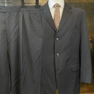 Jones New York Classic 44R 36 x 28 2Pc 100% Wool Gray Pinstriped 3Btn Suit - Picture 1 of 12