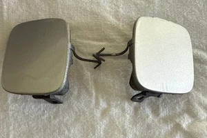 2006 2007 Lexus GS300 GS430 Both Rear Bumper Tow Hook Cap Silver- 1 3/4” - Bild 1 von 4
