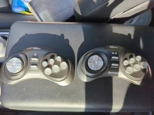 (2) Hyperkin Retron 3 Wireless Controller 2.4 GHz Controllers - Picture 1 of 2