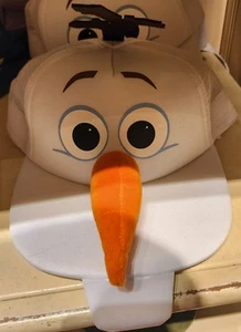 Cappello Berretto Personaggio Disney Parks Frozen Movie Olaf Pupazzo di Neve NUOVO 2025 - Foto 1 di 1