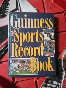 1990s Guinness Sports Record Book - Imagen 1 de 11
