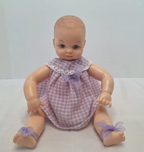 Vintage Cameo Miss Peeps Puppe 13" Kunststoff, lila Kleid - Bild 1 von 8