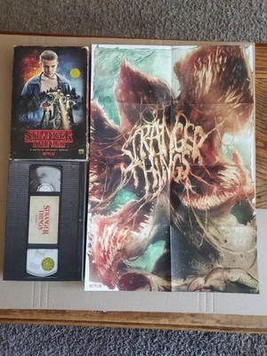 Stranger Things сезон 1 коллекционное издание DVD Target эксклюзивный выпуск с плакатом!! - Изображение 1 из 4