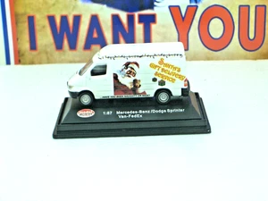 Modelo Power HO "MINIS" FURGONETA MERCEDES-BENZ #194011 SERVICIO DE ENTREGA REGALO DE SANTA - Imagen 1 de 4