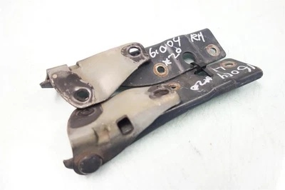 Шарнир капота левый и правый Acura Mdx 2003-2006 60120-Ss0-000Zz 60170-Ss0-000Zz - Изображение 1 из 3