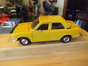 Maisto, 1971 Datsun 510, gelb, 1:24 - gebraucht - Bild 1 von 3
