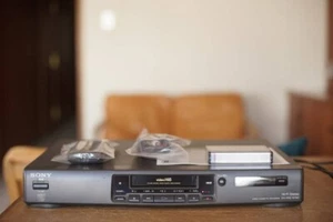Sony EV-PR2 Hi8 8mm Videorecorder Video Deck Player 100V Top Betrieb TOP + NTSC - Bild 1 von 16