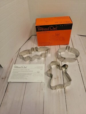 Juego de Cortador de Galletas de Halloween de Metal Chef Mimado Calabaza Murciélago Fantasma #1097 USADO Foto 1 de 4