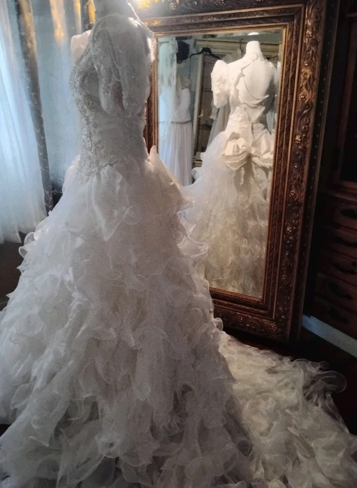 Vtg San Martin Princess Ruffles Wedding Dress Gloves Veil Backless  Puff Gown - Image 1 of 4