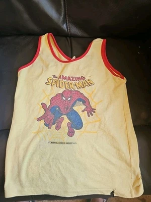 Camiseta sin mangas vintage 1975 The Amazing Spider-Man para niños XS  Foto 1 de 4