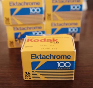 Kodak Ektachrome 100 35mm Slide Film Expired 8/88 EN 135-36 COLD STORED - Picture 1 of 4