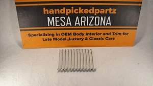 1982-1989 CHRYSLER FIFTH 5TH AVENUE FENDER MOUNT LOUVRE TRIM MOLDING #4319783 - Picture 1 of 10