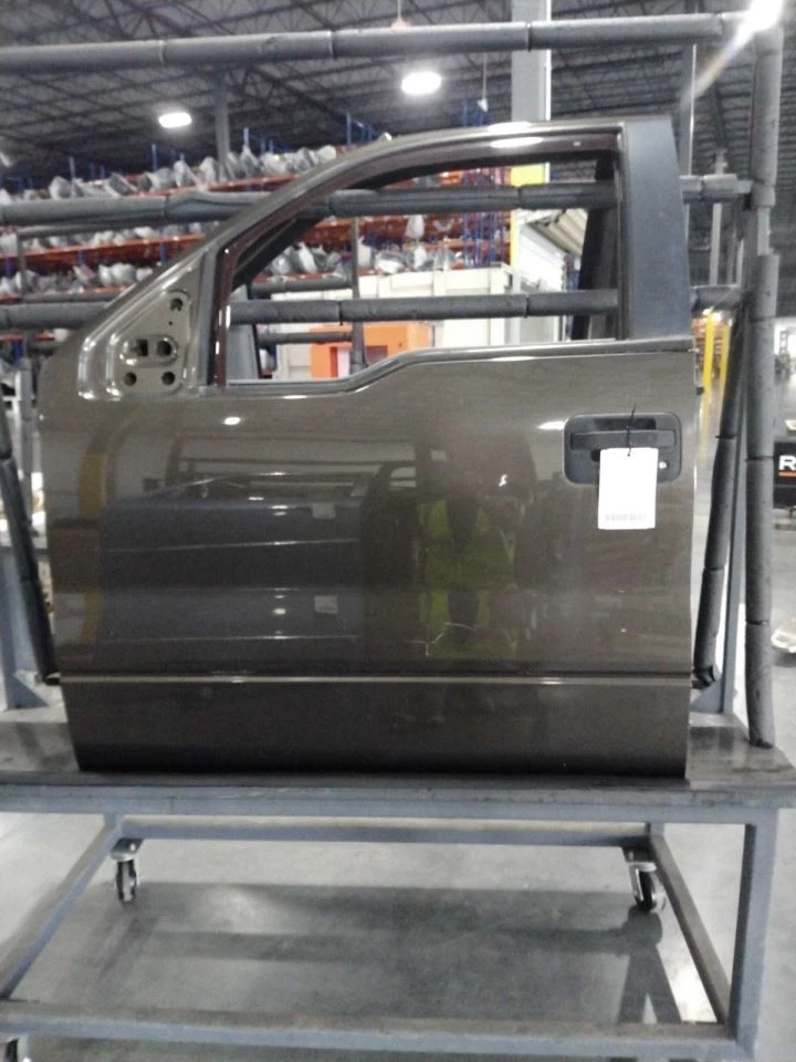 Driver Front Door Super Cab 4 Door Electric Fits 05-08 FORD F150 PICKUP 563954 - Image 1 of 1