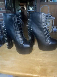 She & In boots size 37 The Spike Shoe In Black W/ Silver Studs New In Box - Picture 1 of 8