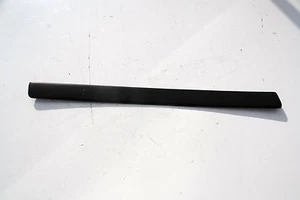 BELLECEDOR ALUMINIO LISTÓN DECORATIVO TRASERO IZQUIERDO 8D0867419A AUDI A4 B5 AVANT - Imagen 1 de 1