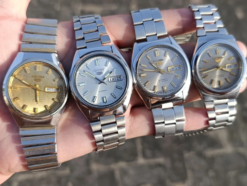 Lot of 4 Vintage Seiko 5 Automatic Day-Date SS Men's Japanese Wristwatches - Image 1 of 4