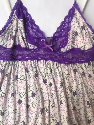 Babydoll Floral Victoria Secret - Estampado de Estrellas XS Babydoll/S-Panty Nuevo sin Etiquetas Reg $50 Foto 1 de 4