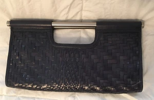 COLE HAAN Cuero Azul Marino TEJIDO Bolso de Embrague Grande-NUEVO sin Etiqueta - Imagen 1 de 9