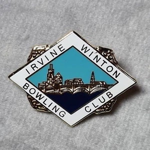 Irvine Winton Bowling Club Badge - Picture 1 of 2