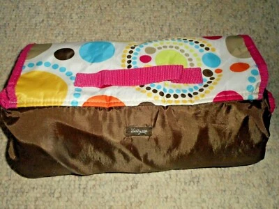 Manta enrollable Thirty-One Circle Spirales de nailon alrededor de la ciudad guardería fácil almacenamiento Foto 1 de 4