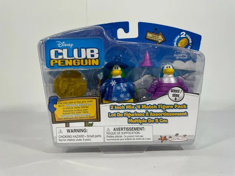 DISNEY CLUB PENGUIN MIX MATCH FIGURE PACK | BLIZZARD WIZZARD / MEDIEVAL DRESS Cover