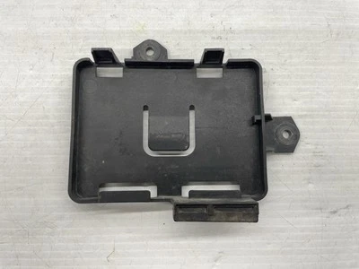 ♻️2015-2017 Chevy Silverado 6.6L Diesel Transmission Control Module TCM Bracket - Image 1 of 3