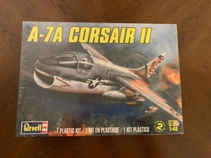 Revell 1:48 A-7A Corsair II Modellbausatz 85-5484, neu versiegelt - Bild 1 von 5